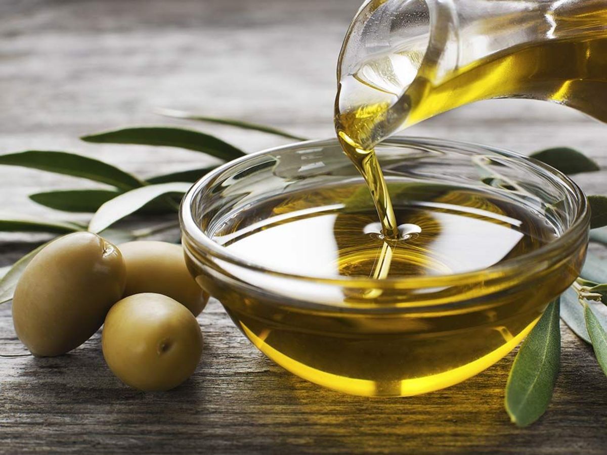 مصرف زیاد روغن زیتون شما را چاق میکند!