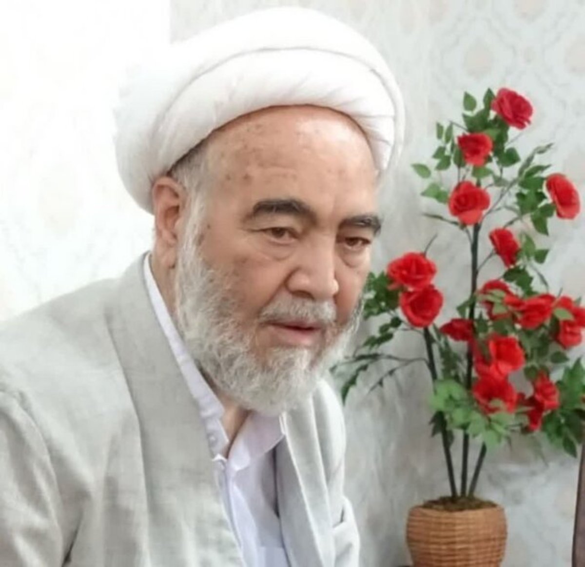پیام تسلیت استاندار لرستان در پی درگذشت عالم و عارف بزرگ آیت‌الله حاج شیخ عبدالقائم شوشتری