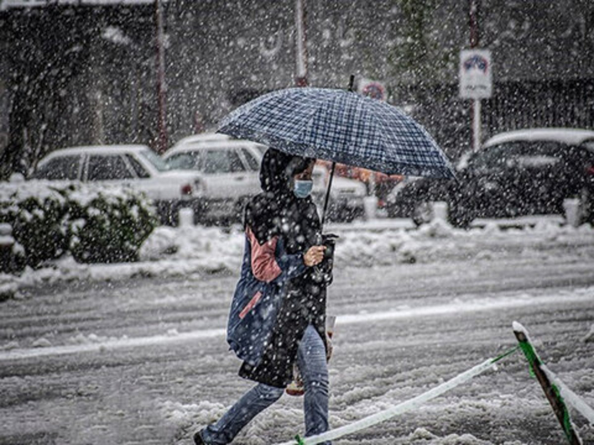 برف از آسمان ایران نمی‌رود