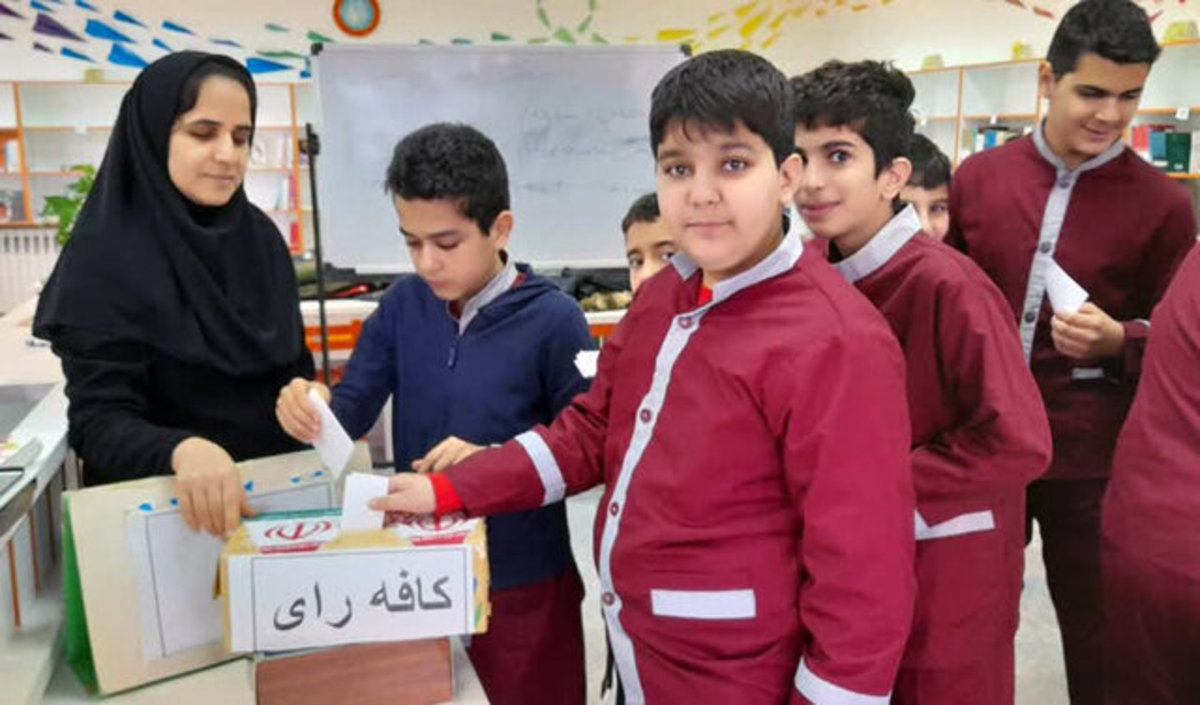 نشست «گفتمان انتخاباتی» در کانون پرورش فکری مازندران برگزار شد