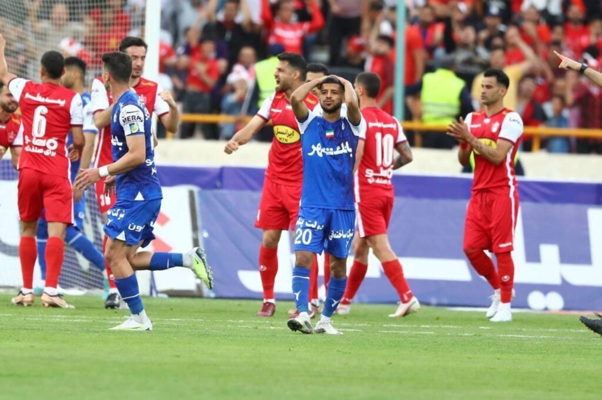 جلسه جالشی سازمان لیگ برای بررسی خواسته سپاهان و استقلال