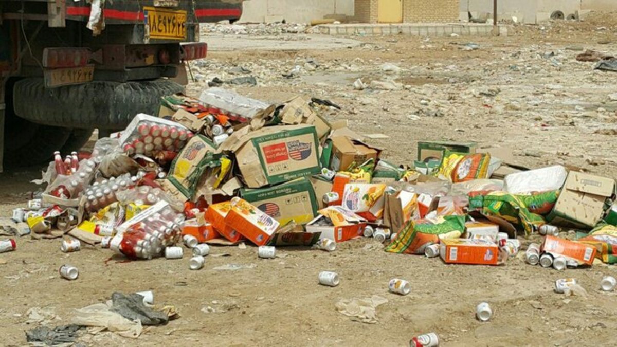 ۳ تن مواد غذایی فاسد، غیرمجاز و تاریخ گذشته در اردل معدوم‌ شد