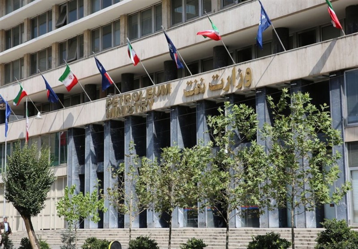 تشکیل کارگروه مشترک مجلس و دولت درباره شفافیت شرکت‌های وزارت نفت