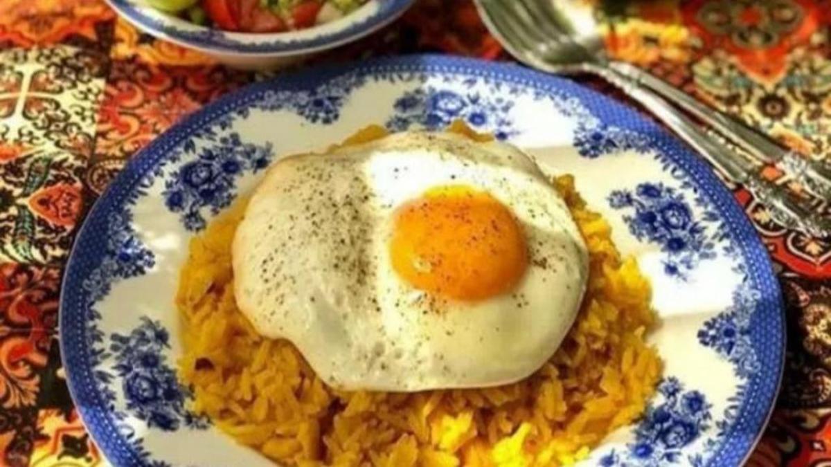 دستور پخت دمی باقالی  با نیمرو یک غذای ساده و اصیل برای ناهار