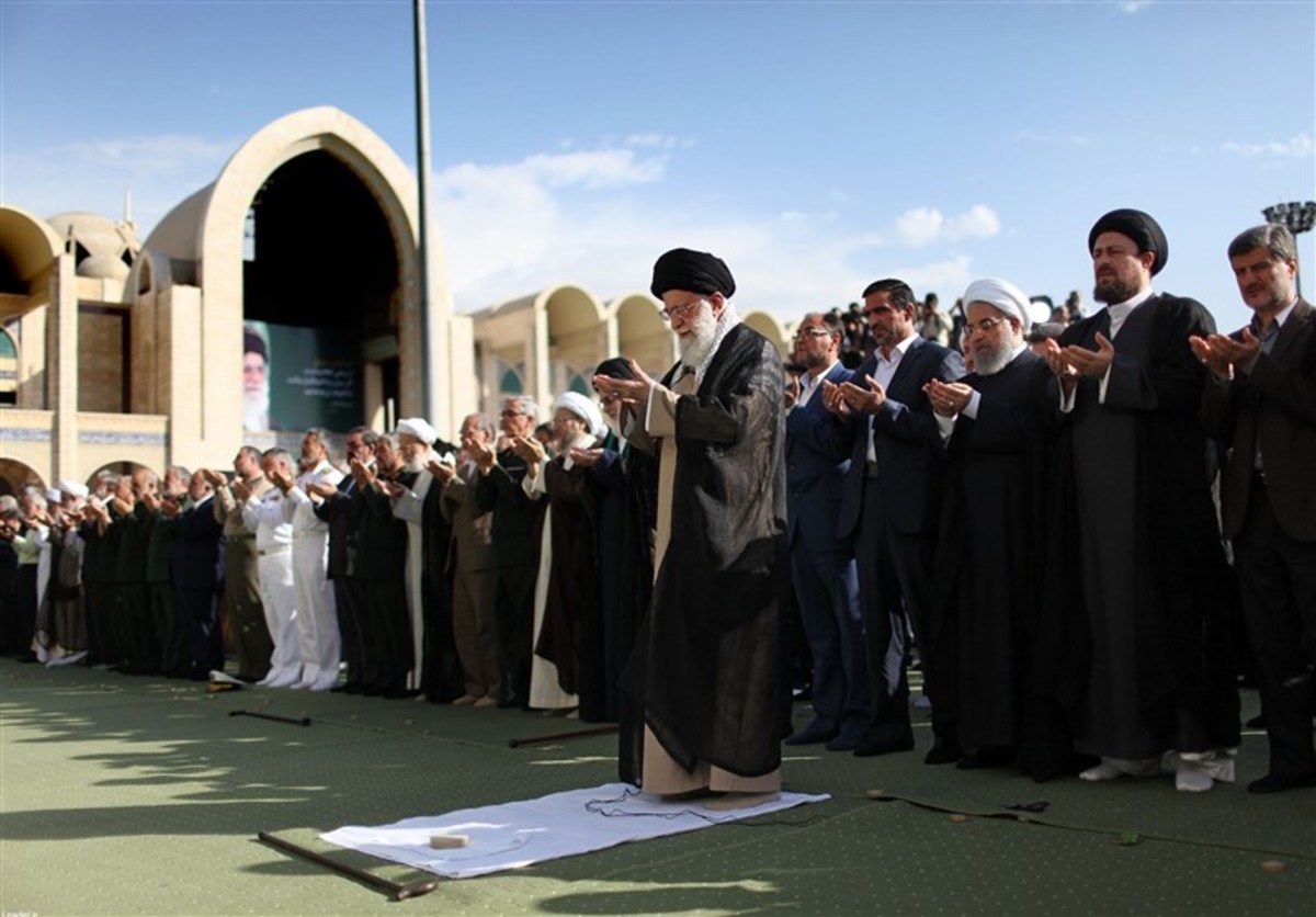 نماز عید فطر به امامت حضرت آیت الله خامنه‌ای رهبر معظم انقلاب برگزار شد