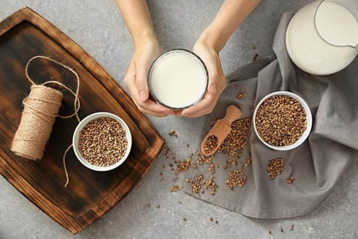 خواص باورنکردنی شیر شاهدانه برای سلامت پوست و بدن +طرز تهیه