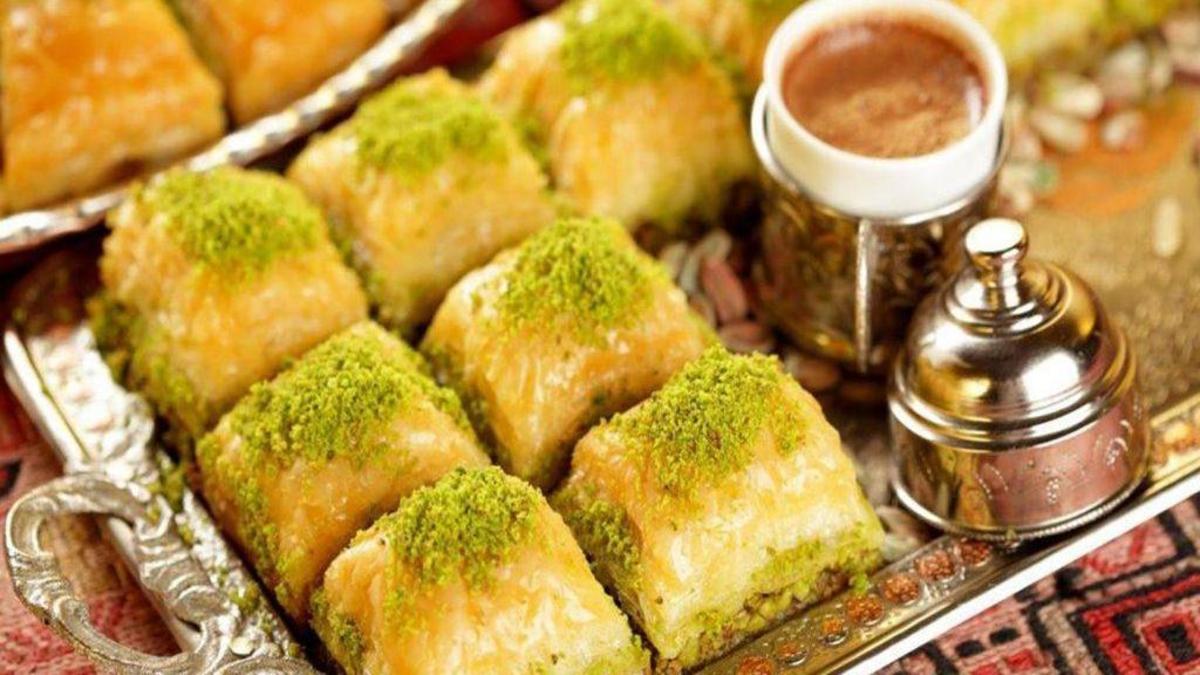 رسپی باقلوای برشته با طعمی بهشتی برای عصرانه