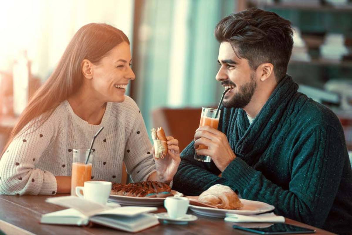 در کافه چی سفارش بدیم؟