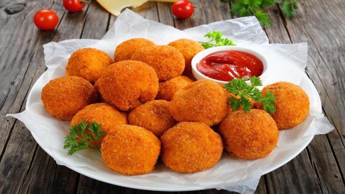 توپک سیب زمینی با پنیر پیتزا یک شام ساده و هوس انگیز برای کودکان
