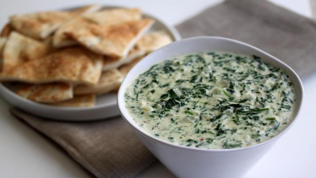 دستور تهیه بورانی اسفناج با گردو یک شام سبک و مقوی