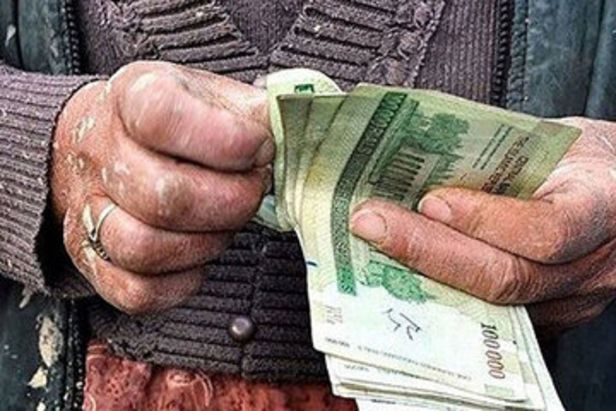 تورم بالای اقتصاد ایران باعث افزایش دستمزد‌ها می‌شود