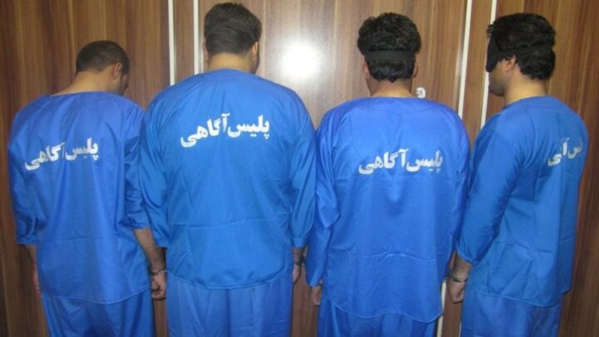 ۴ سارق به عنف با تهدید سلاح سرد در ری دستگیر شدند