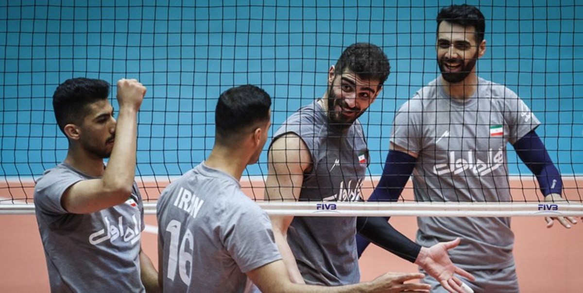 مردان والیبال ایران به استانبول رسیدند