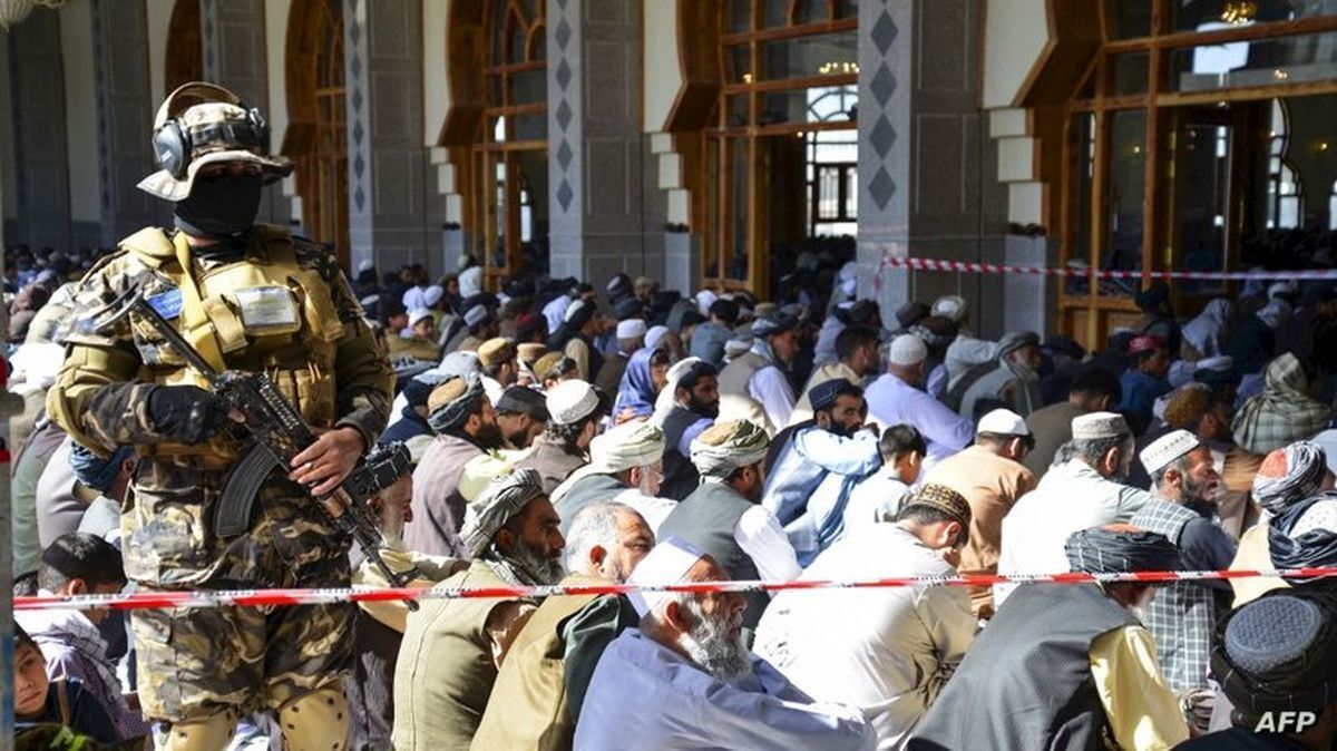 طالبان مانع ورود زنان به اجتماعات عید فطر شدند