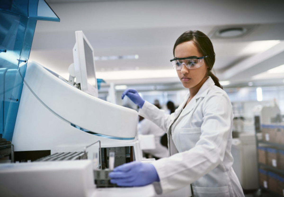 ۳ دلیل برای اینکه چرا باید آزمایش DNA انجام دهیم؟