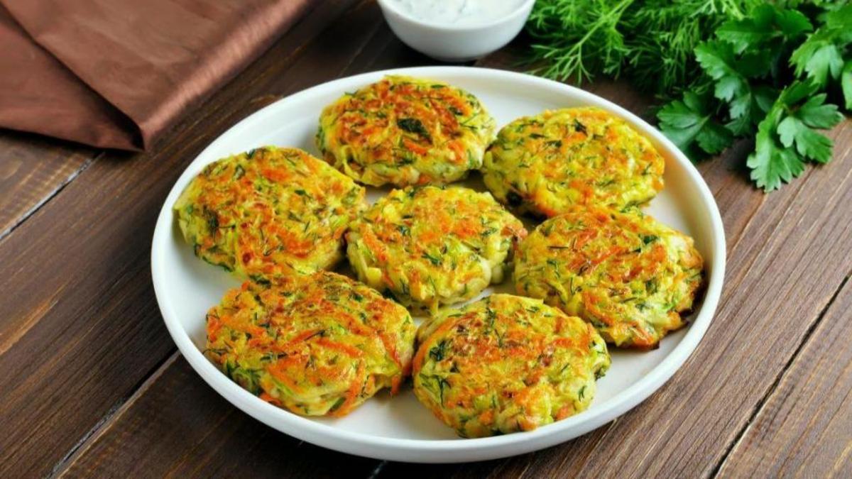 این کوکوی رژیمی و خوشمزه کدو سبز را برای شام درکمترین زمان درست کنید