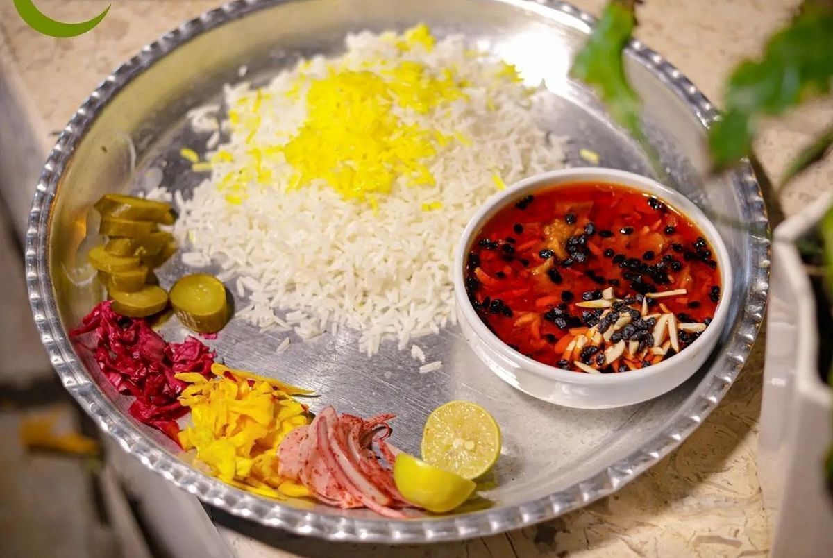 آموزش مرحله به مرحله خورش خلال؛ خوشمزه‌ترین خورش کرمانشاهی