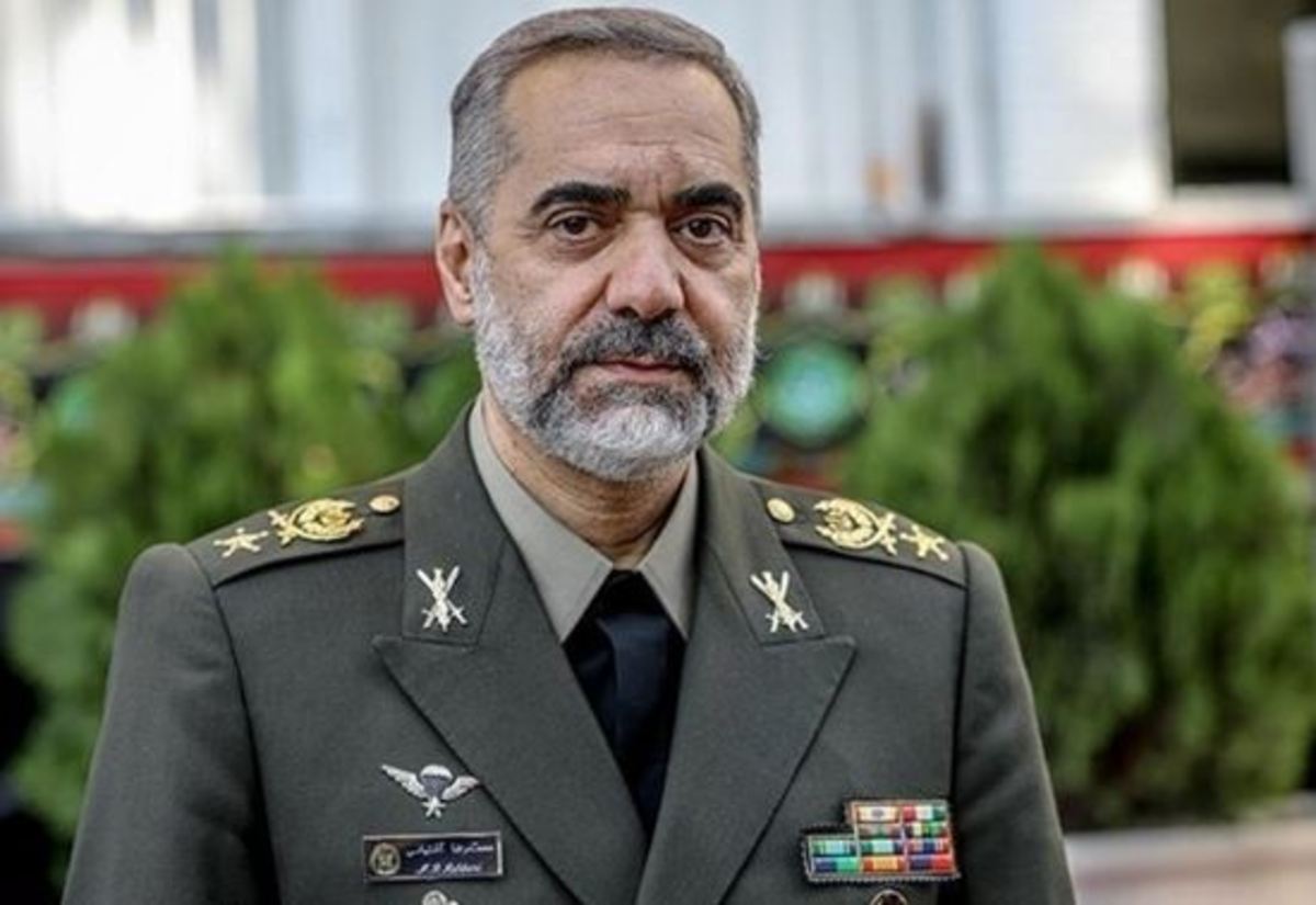 وزیر دفاع فردا به هند سفر می‌کند
