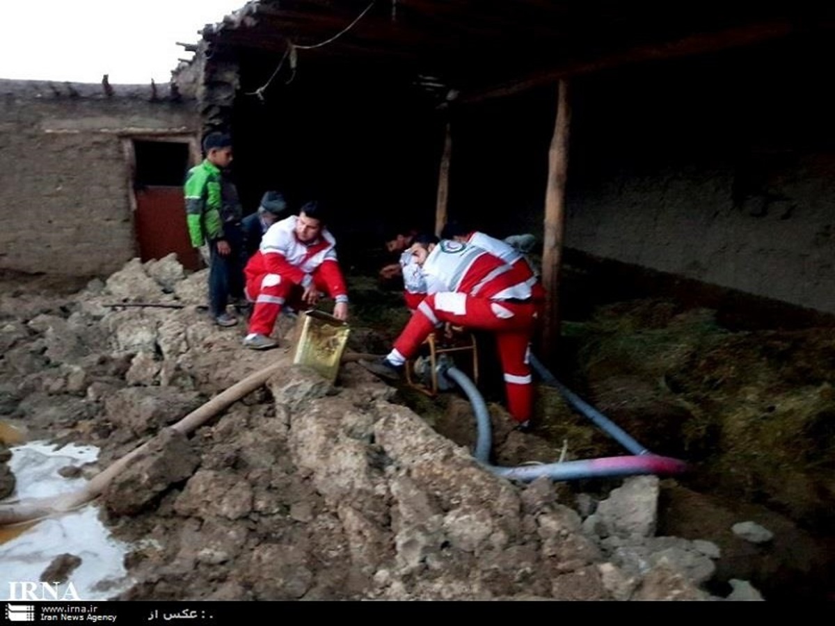 بارندگی رگباری موجب آبگرفتگی ۴۰۰ واحد مسکونی در بجنورد شد