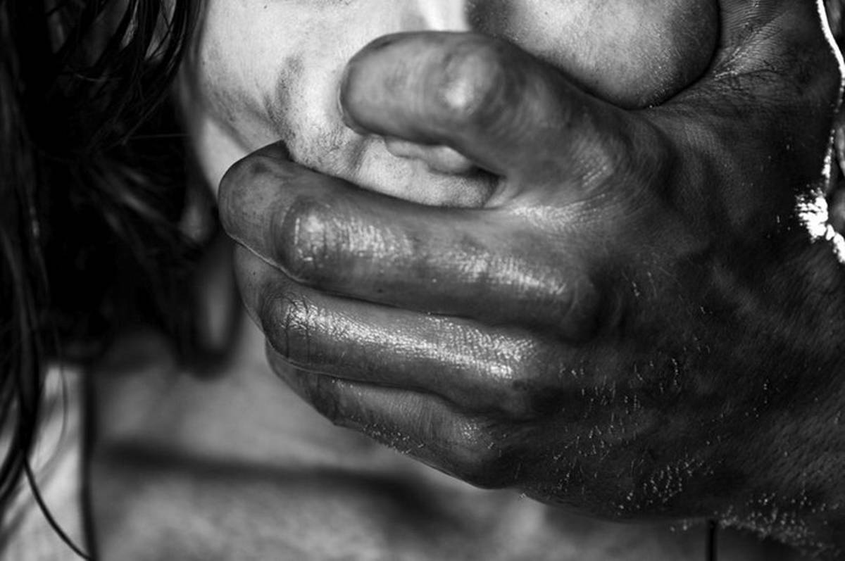 طلا‌های خانه مجردی دختر تهرانی، قاتل را وسوسه کرد