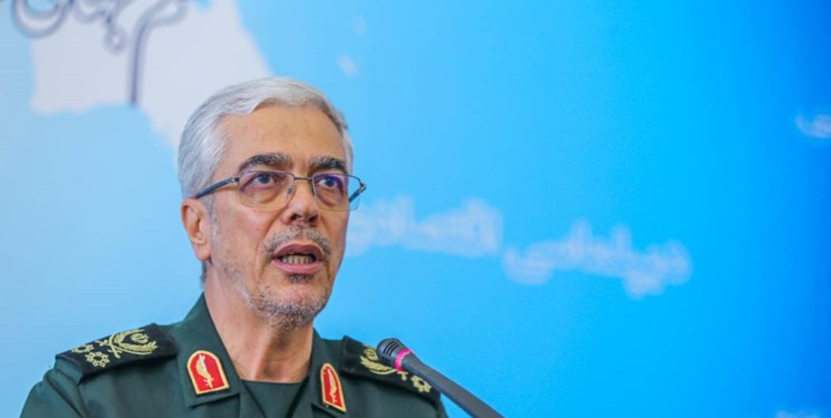 سرلشکر باقری: روحانیون پرچم‌داران حرکت‌های انقلابی هستند
