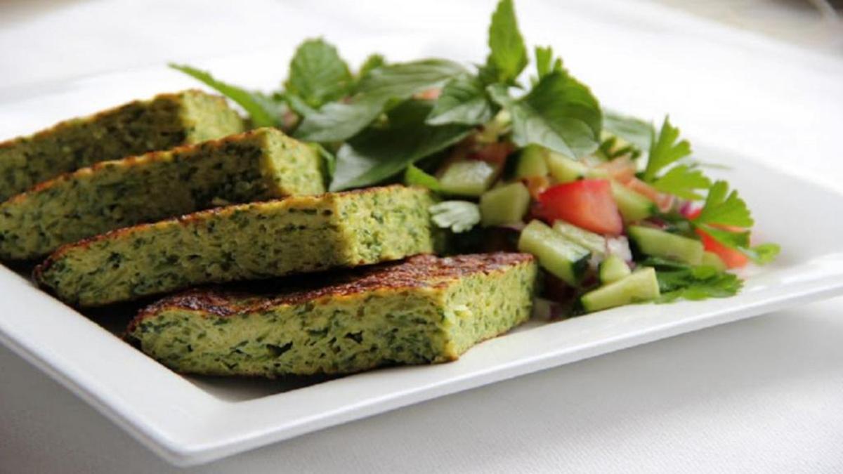 دستور پخت کوکو رژیمی کدو سبز، اما خوشمزه ومقوی