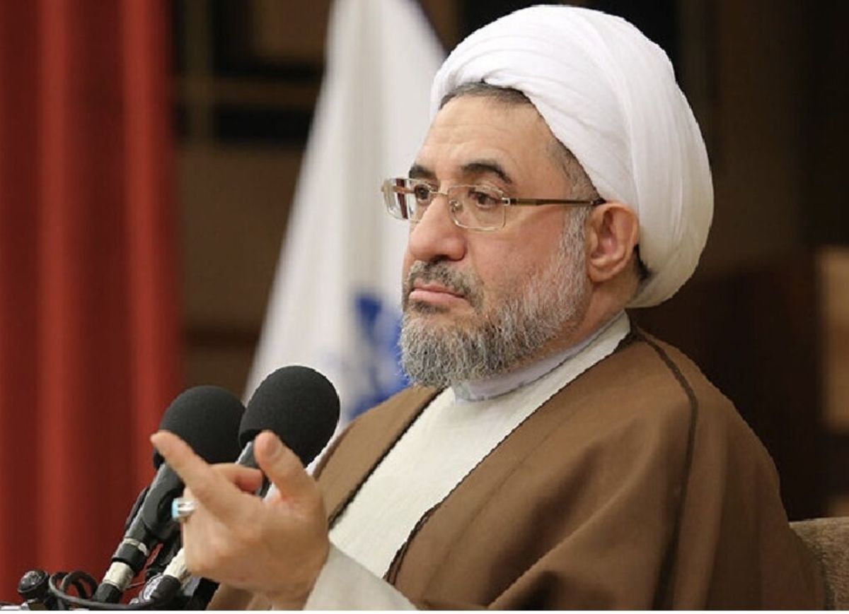 آیت الله اراکی: در عرصه اقتصادی پیروز می‌شویم