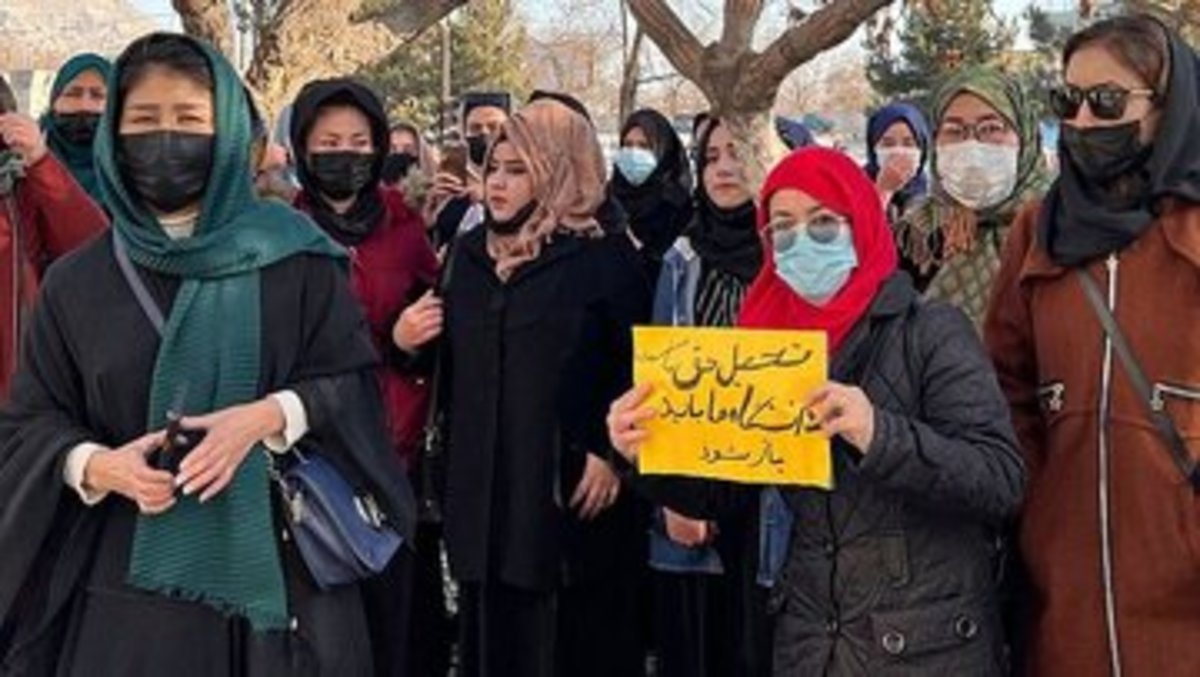 مسموم شدن ۸۰ دختر افغان در دو مدرسه ابتدایی