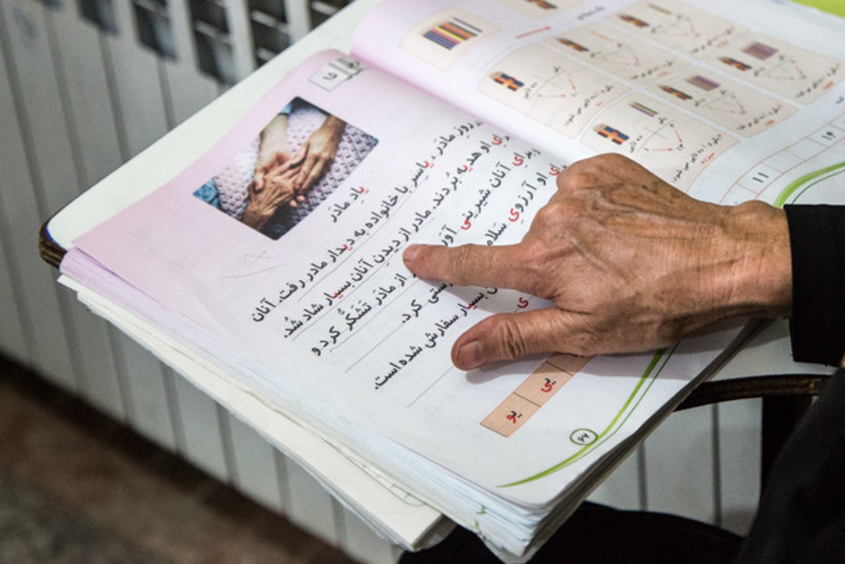 پوشش آموزشی ۳۰۰ هزار سوادآموز در کشور