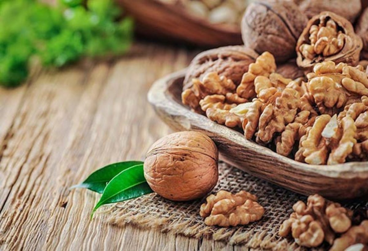 خوردن گردو در دوارن بارداری چه فوایدی برای مادر و جنین دارد؟