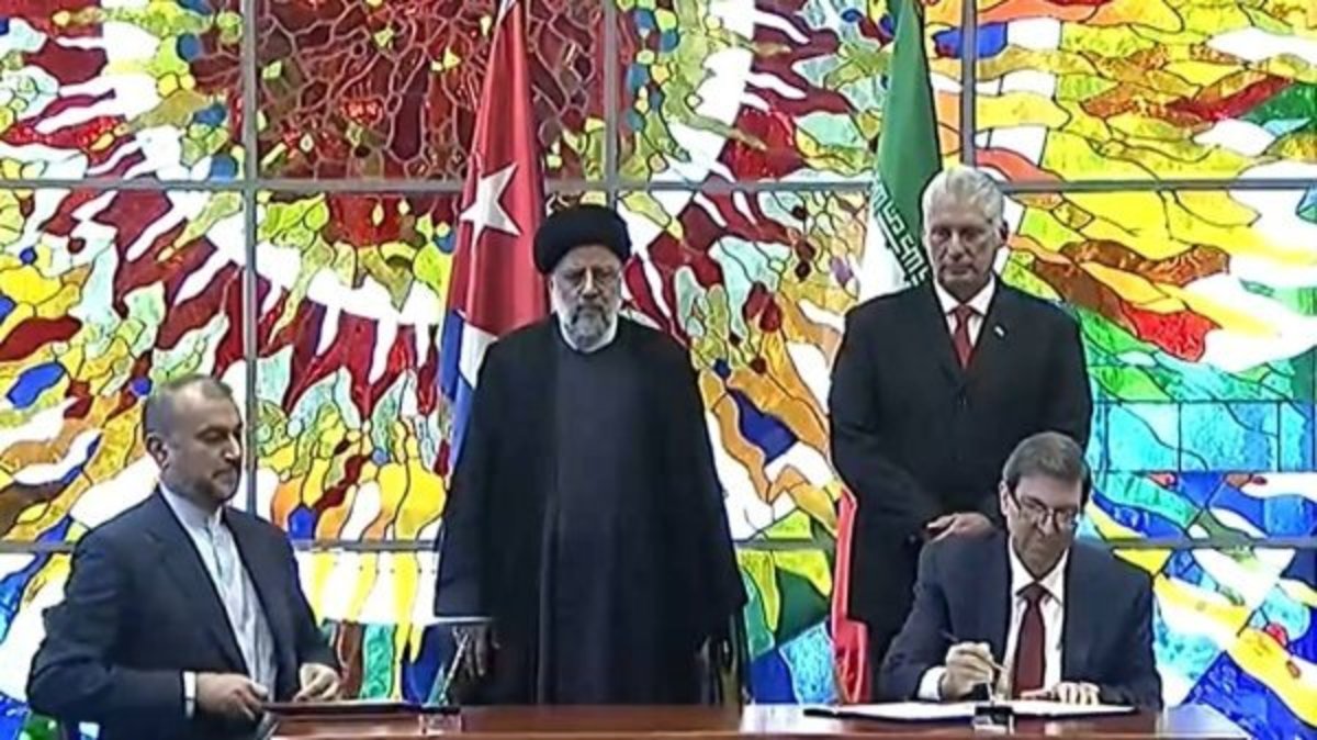 ایران و کوبا ۶ سند همکاری امضا کردند