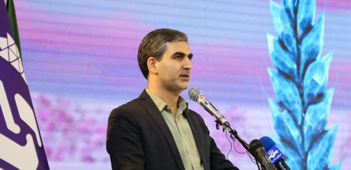 قله‌های بزرگ ترسیم کنید و با بلند همتی آن‌ها را فتح کنید