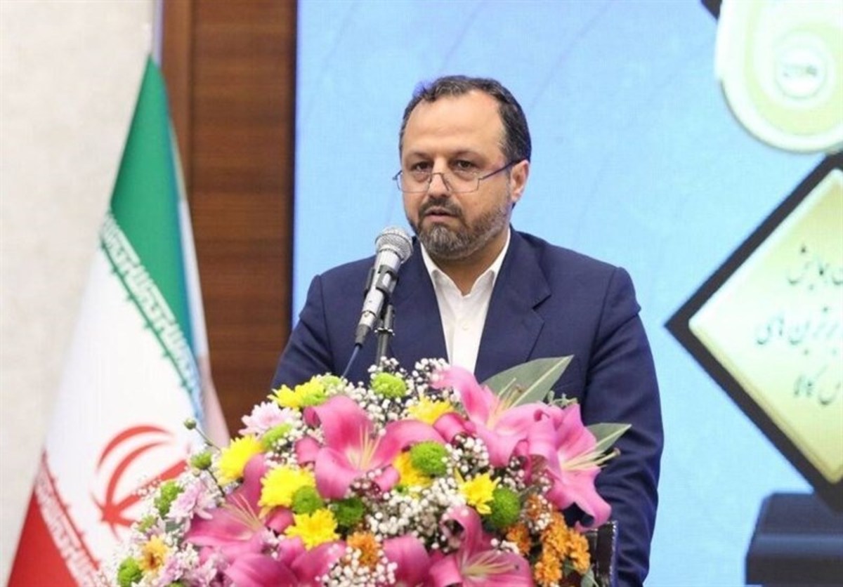 وزیر اقتصاد: شیرینی سهولت صدور مجوز‌های کسب و کار را به مردم چشاندیم
