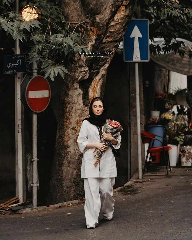عکس باورنکردنی “بهنوش طاطبایی” با لباس‌هایی که به تنش زار می‌زند/ عکس