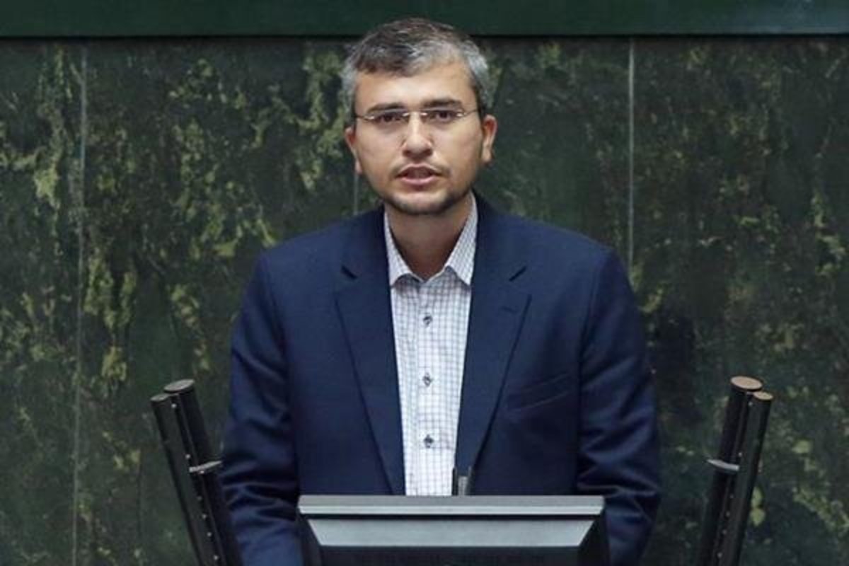 رضایی: در مقابل حملات ترکیبی دشمن همه باید هوشیار باشند