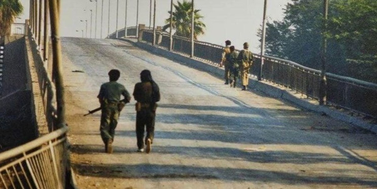آخرین مدافع خرمشهر قبل از سقوط چه کسی بود؟