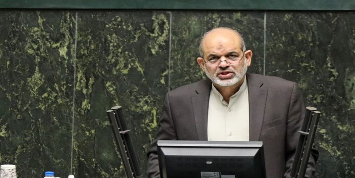 نشست غیرعلنی نمایندگان مجلس با وزیر کشور آغاز شد