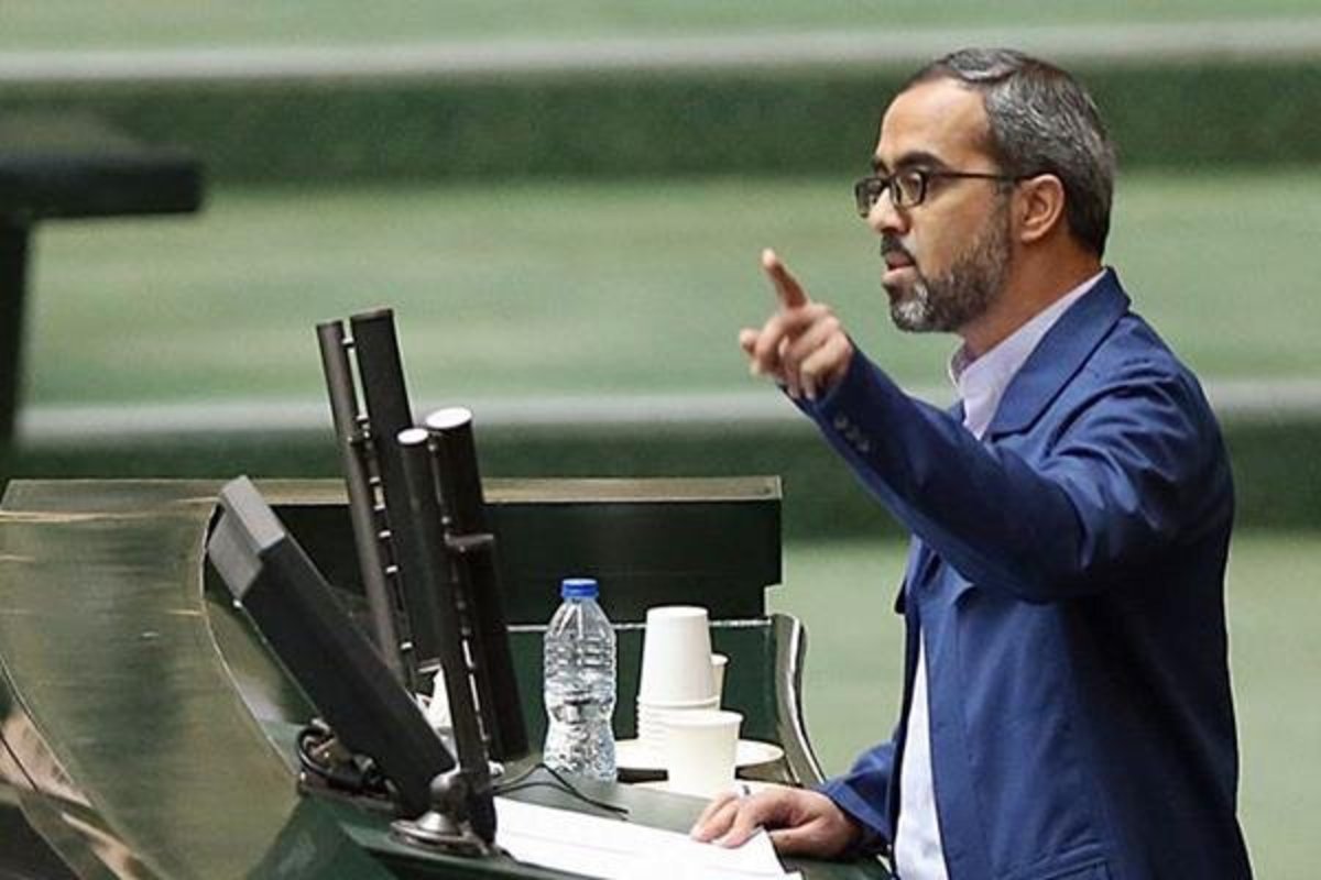 معاون سیاسی وزیر کشور با فشار نمایندگان عزل شود، نامزد‌ها بدبین می‌شوند/ وزیر چنین وعده‌ای نداد