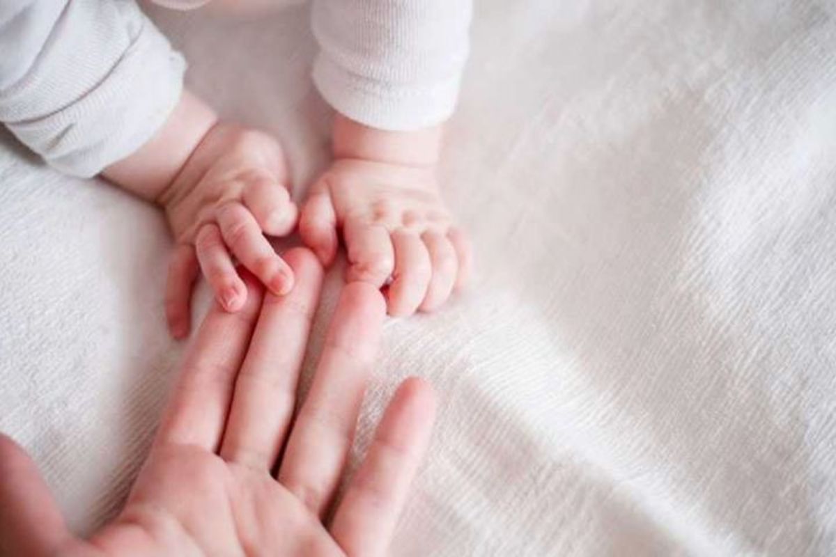توصیه‌های متخصصان زنان و زایمان و ژنتیک در مورد بارداری