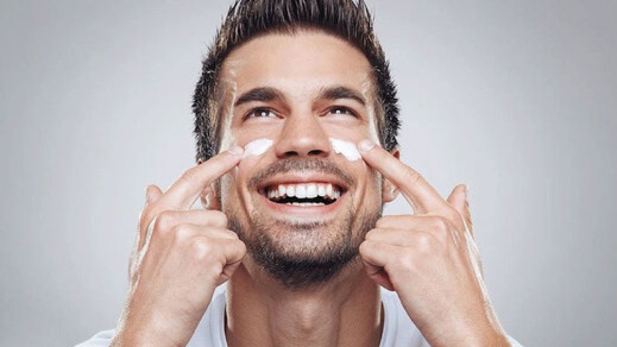 به کدام متخصص پوست مراجعه کنیم؟