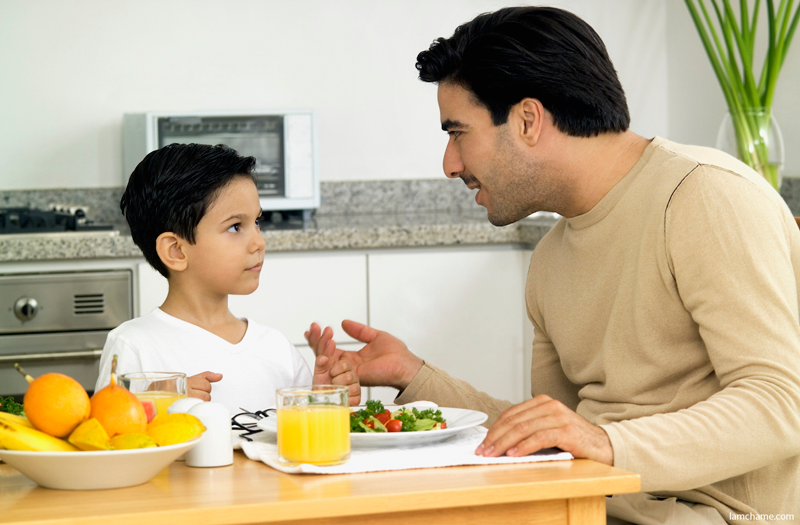 چگونه هنگام بیرون رفتن اجازه والدینمان را بگیریم؟