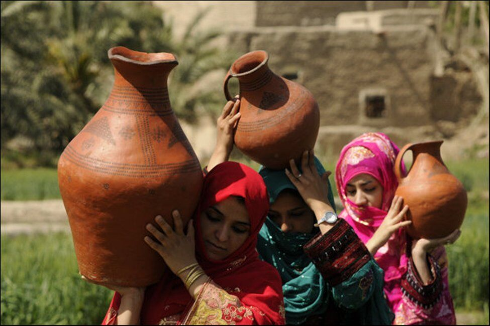 آب را در ظروف سفالی نگهداری و مصرف کنید