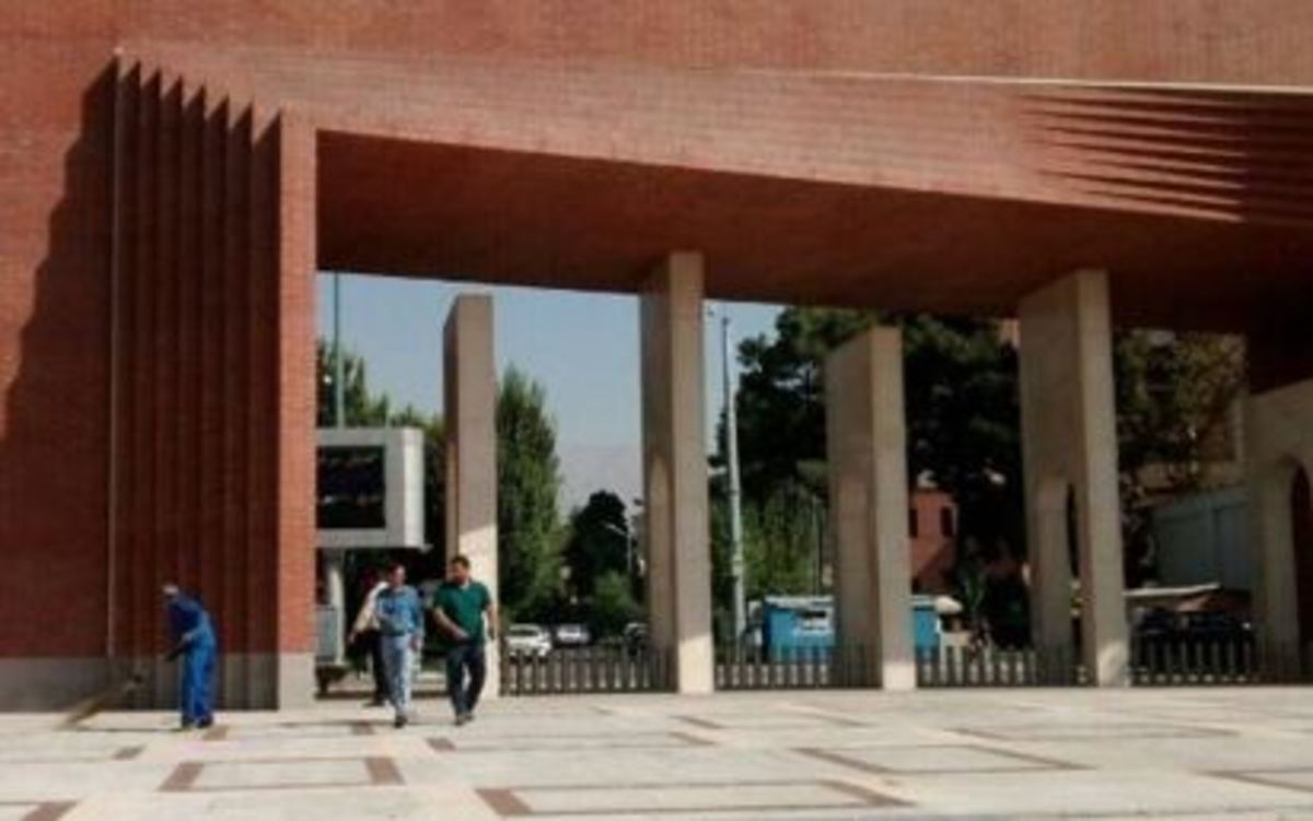 محدودیت تردد در دانشگاه شریف