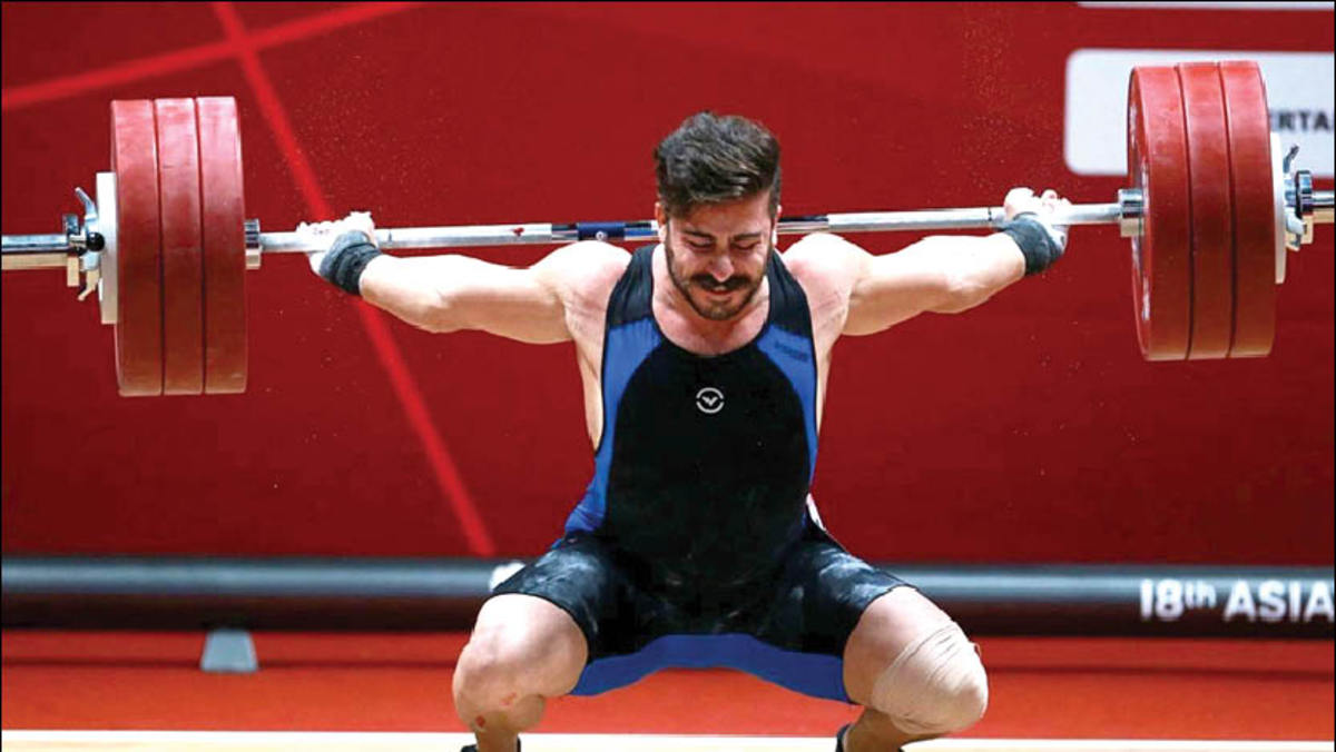 نه نواب کوتاه آمد نه سجاد!