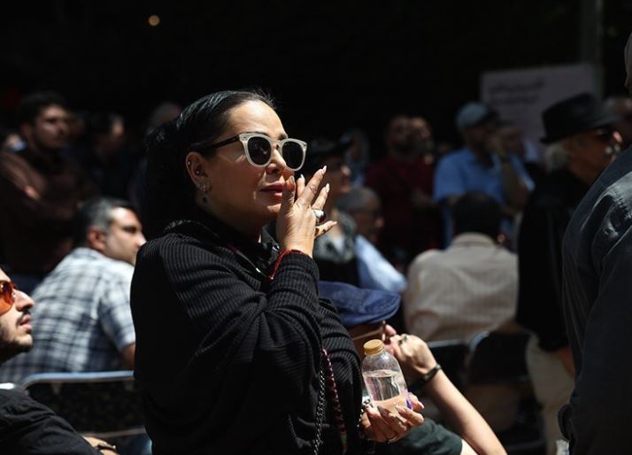 “بهاره رهنما” متفاوتتر از همیشه در خاکسپاری فریماه فرجامی ظاهر شد! +عکس “بهاره رهنما” متفاوتتر از همیشه در خاکسپاری فریماه فرجامی ظاهر شد! +عکس