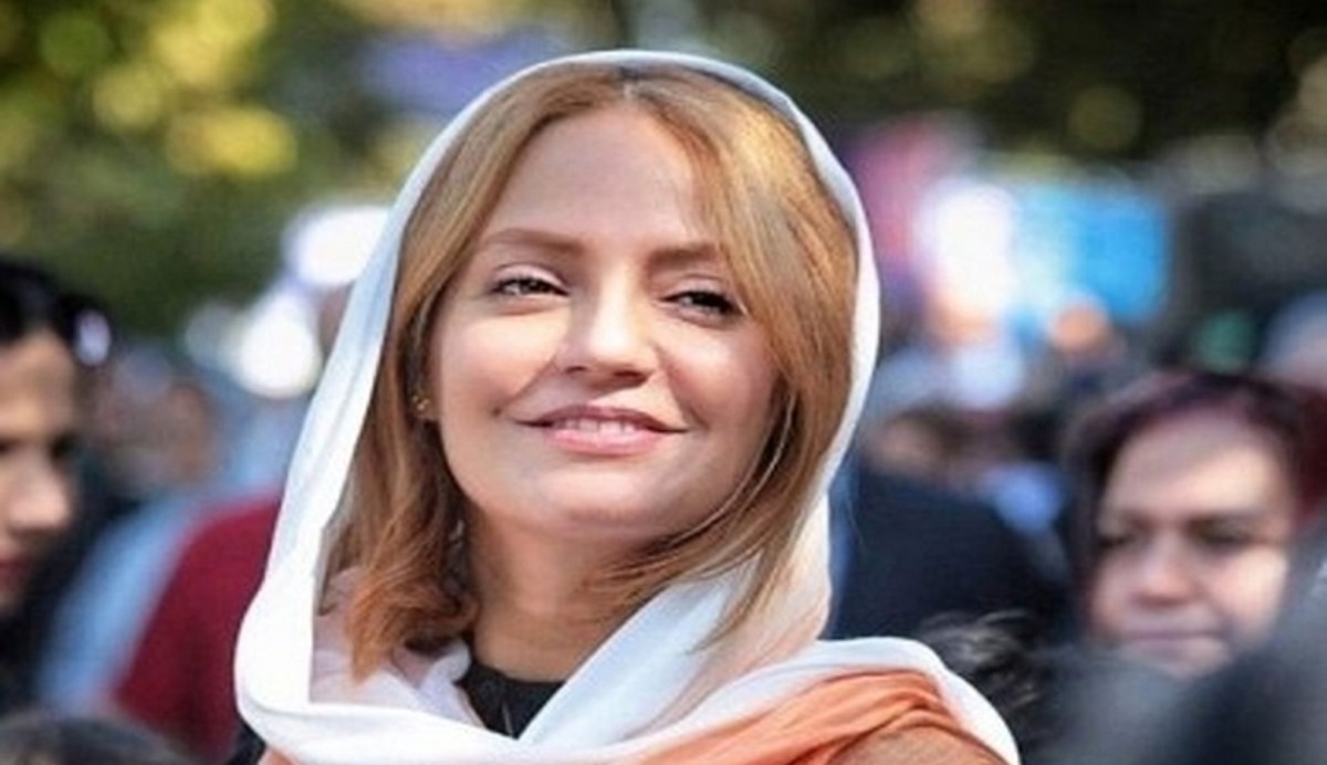 این موتور سوار به ظاهر حرفه‌ای خانم بازیگر مهاجرت کرده است! + عکس