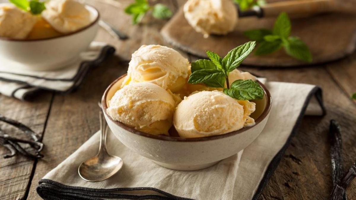 فوت و فن تهیه بستنی وانیلی دلچسب و بی نظیر خانگی