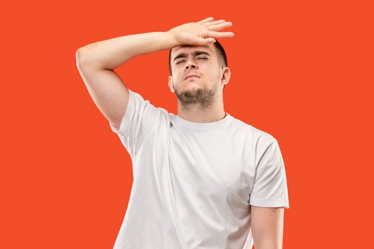 رژیم غذایی نامناسب یکی از دلایل تعریق زیاد