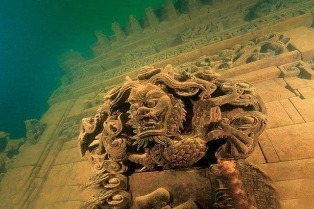 کشف شهر باستانی ۶۰۰ ساله چینی توسط غواصان