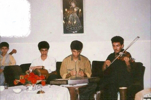 باورتان می‌شود این آقا خود “شادمهر عقیلی” باشد/ عکس